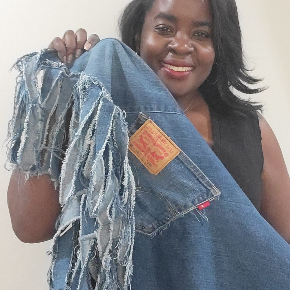 Levi's Denim Fringe Custom Wrap Scarf - Picture 4 of 6